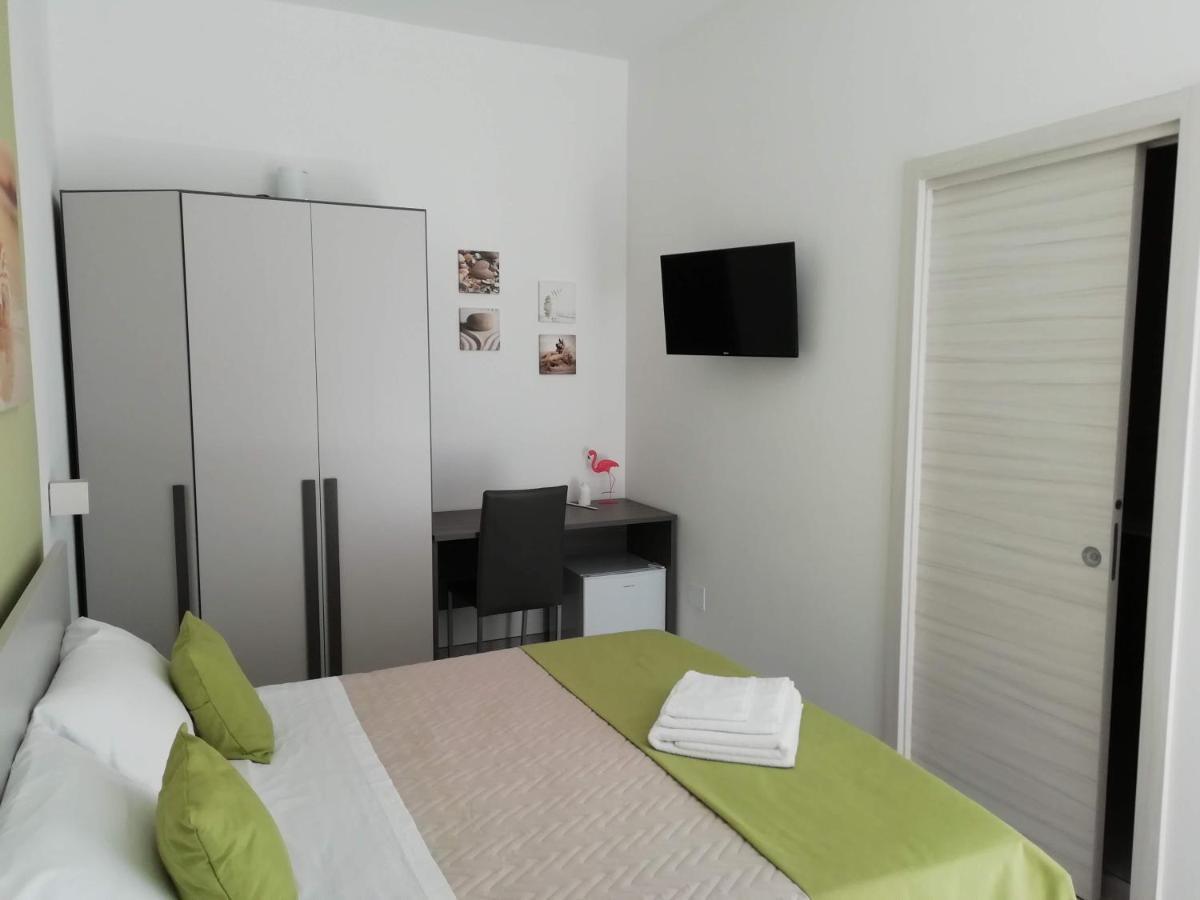 Flamingo Rooms Margherita Di Savoia Buitenkant foto