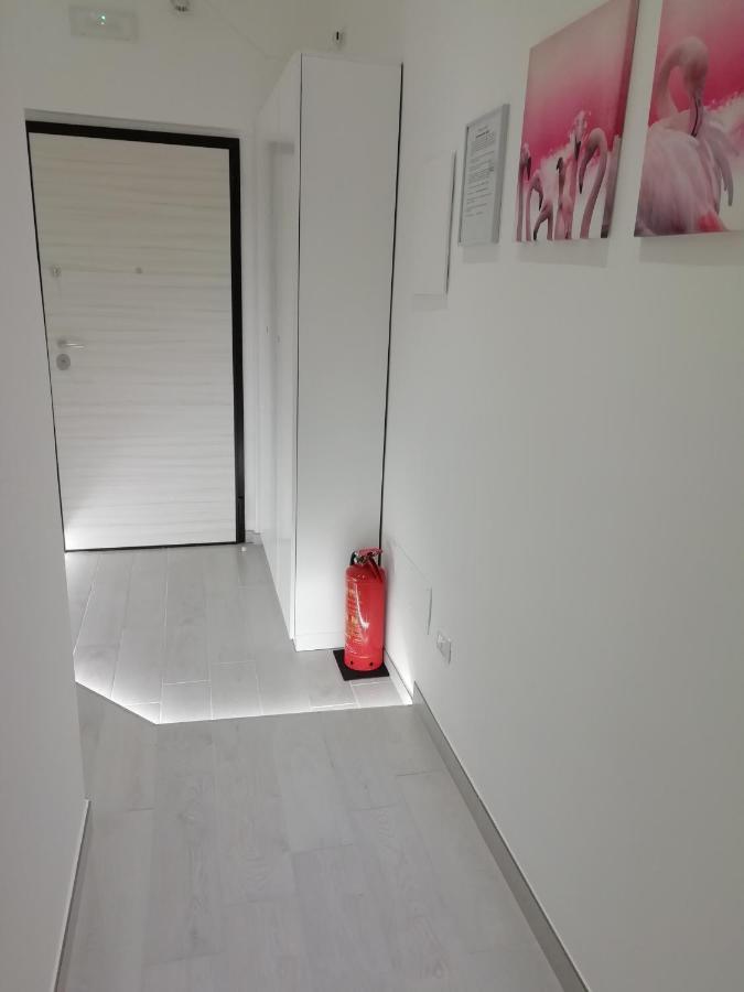 Flamingo Rooms Margherita Di Savoia Buitenkant foto